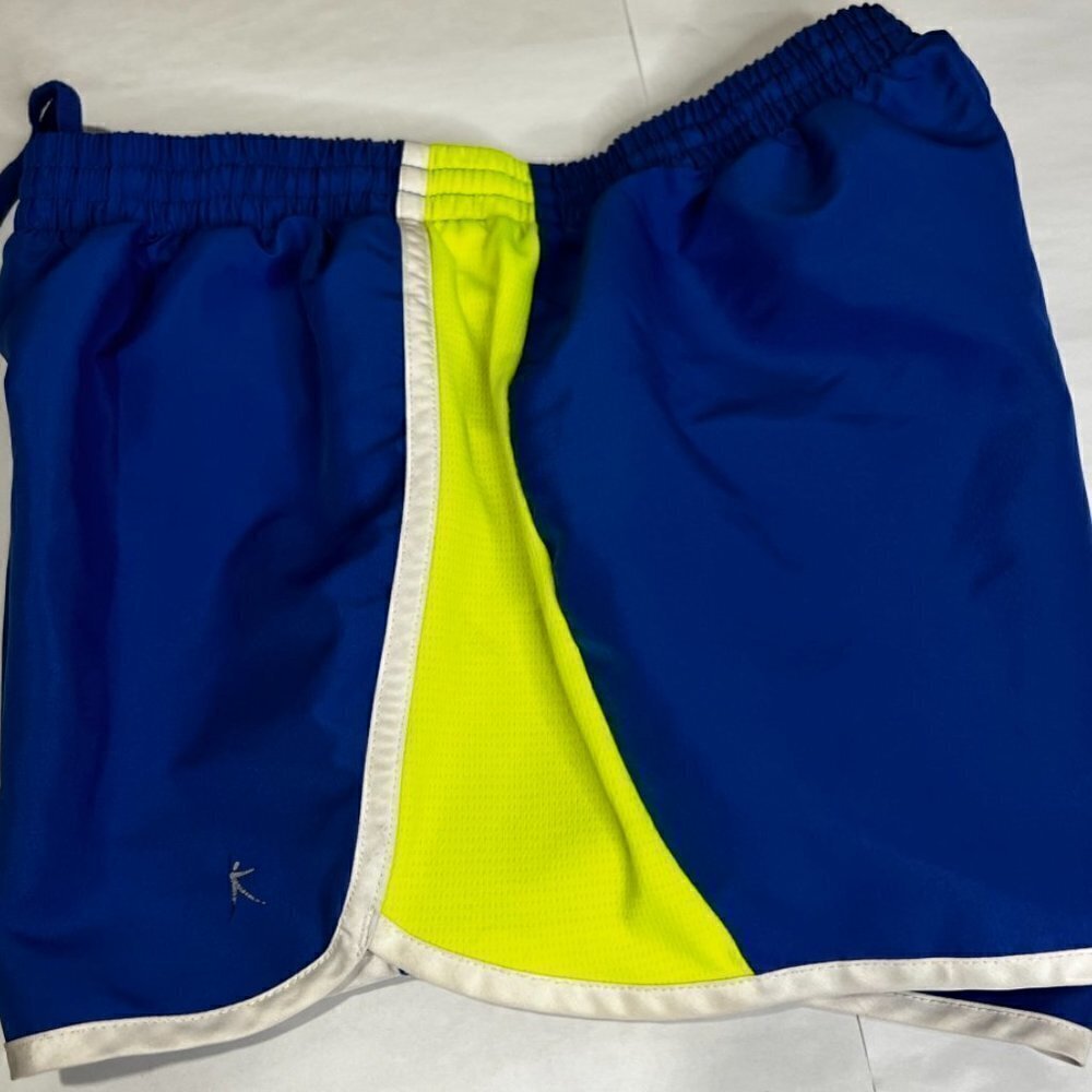 Danskin Now running shorts Size 4-6 - Picture 4 of 5
